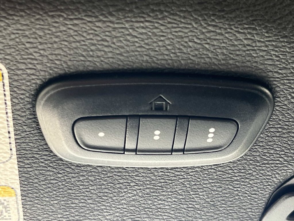 Used 2024 Jeep Wrangler Unlimited Sport AWD/4WD image 37