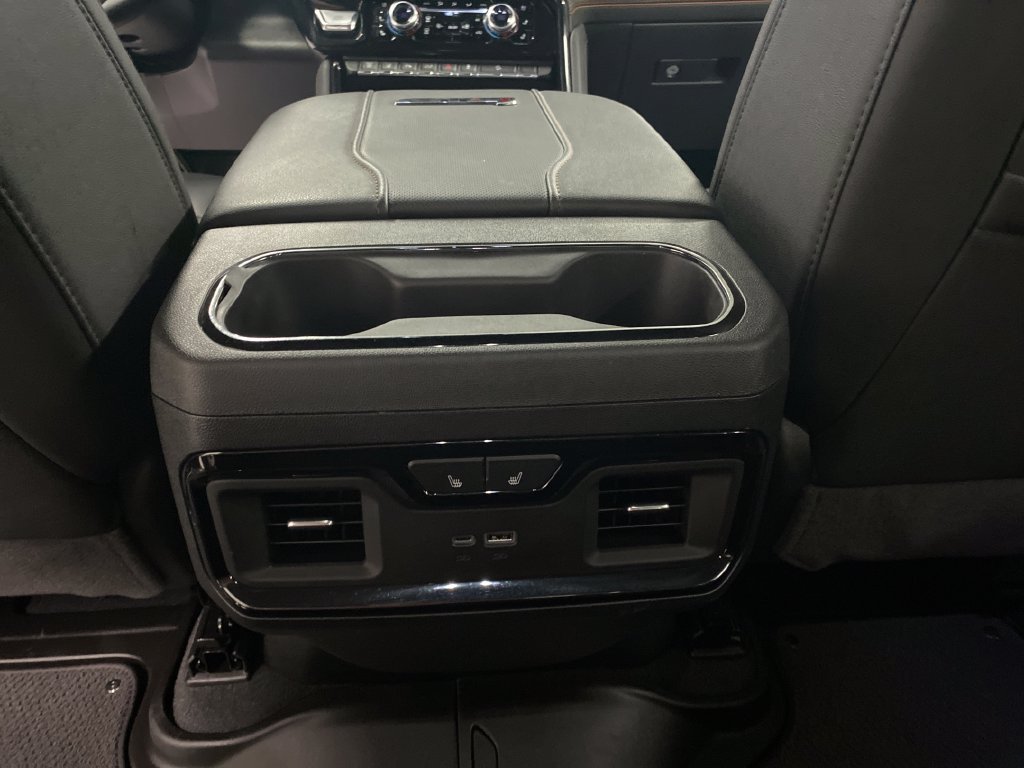 Used 2026 GMC Sierra 2500 AT4 AWD/4WD image 17
