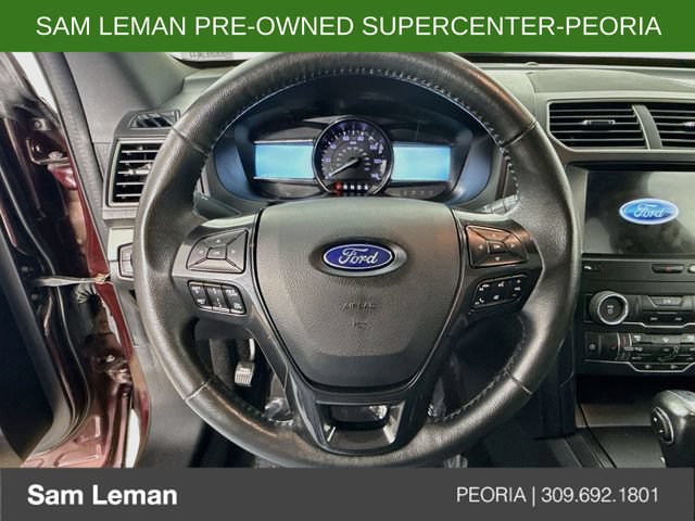 Used 2019 Ford Explorer XLT w/ Equipment Group 202A AWD/4WD image 11