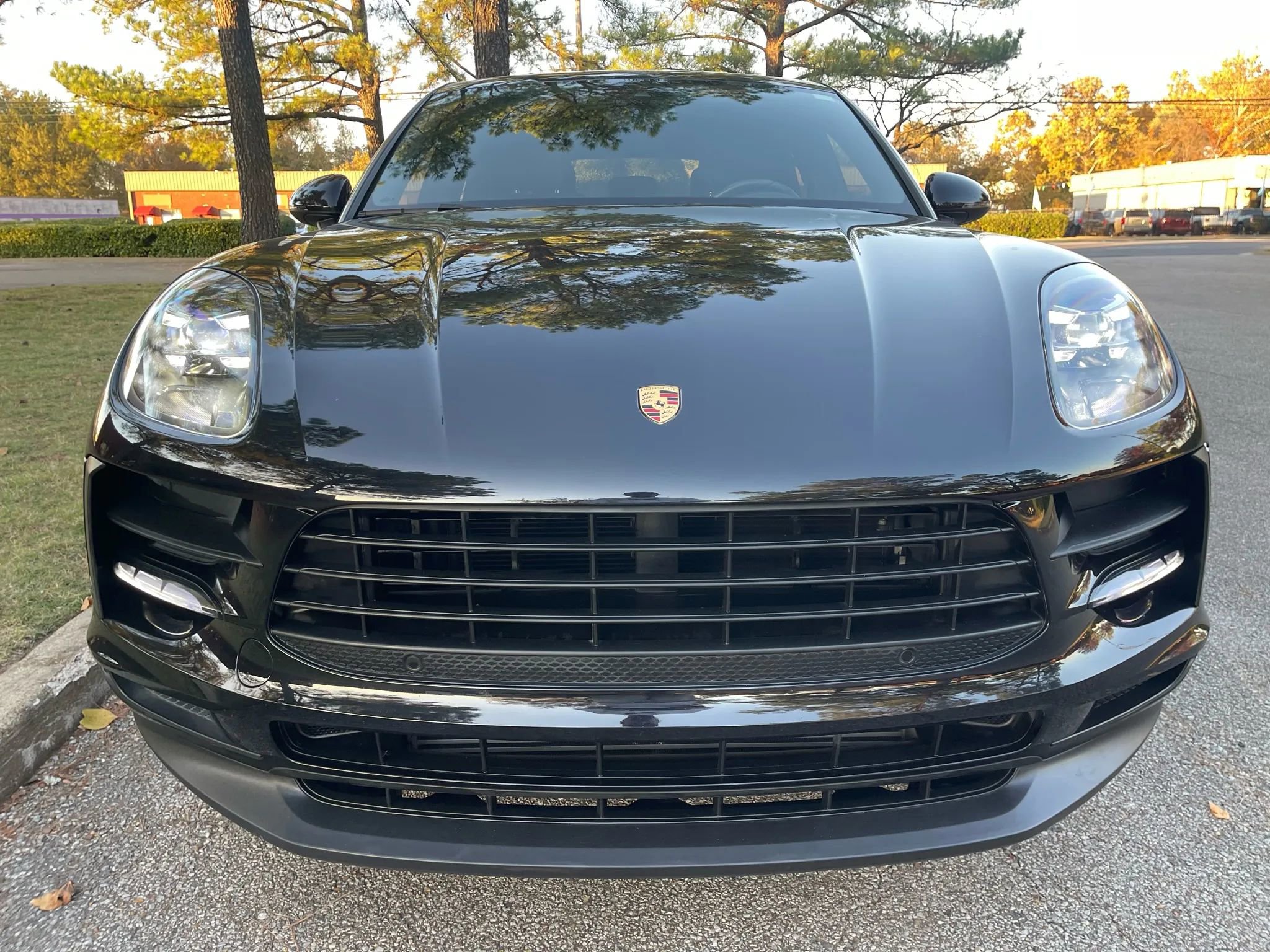 Used 2020 Porsche Macan image 8