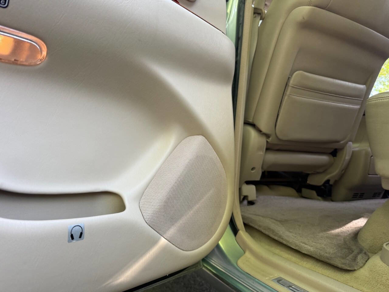 Used 2003 Lexus LX 470 4WD image 38