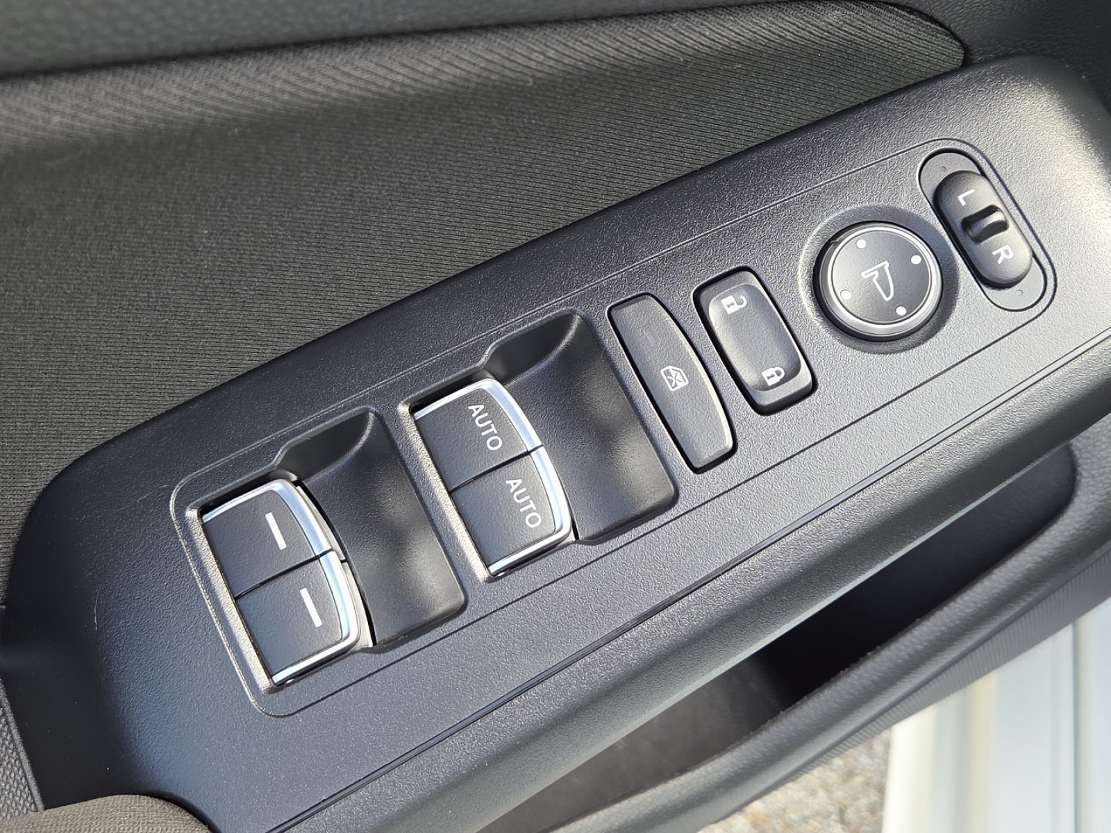 Used 2023 Honda Civic LX image 25