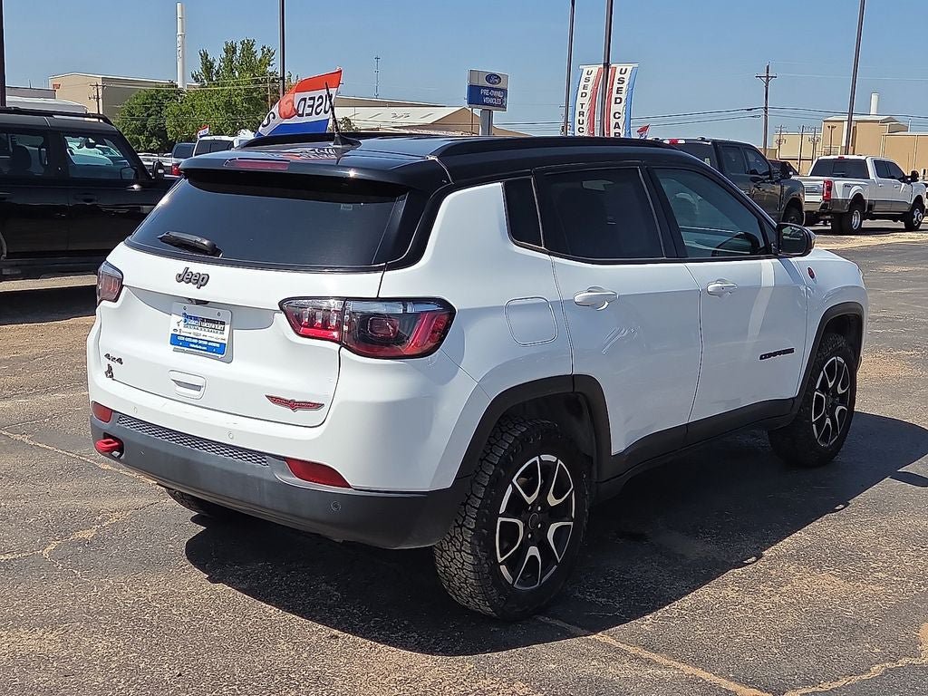 Used 2025 Jeep Compass Trailhawk AWD/4WD image 5