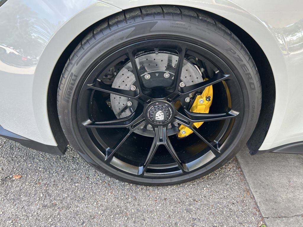 Used 2022 Porsche 911 GT3 image 21