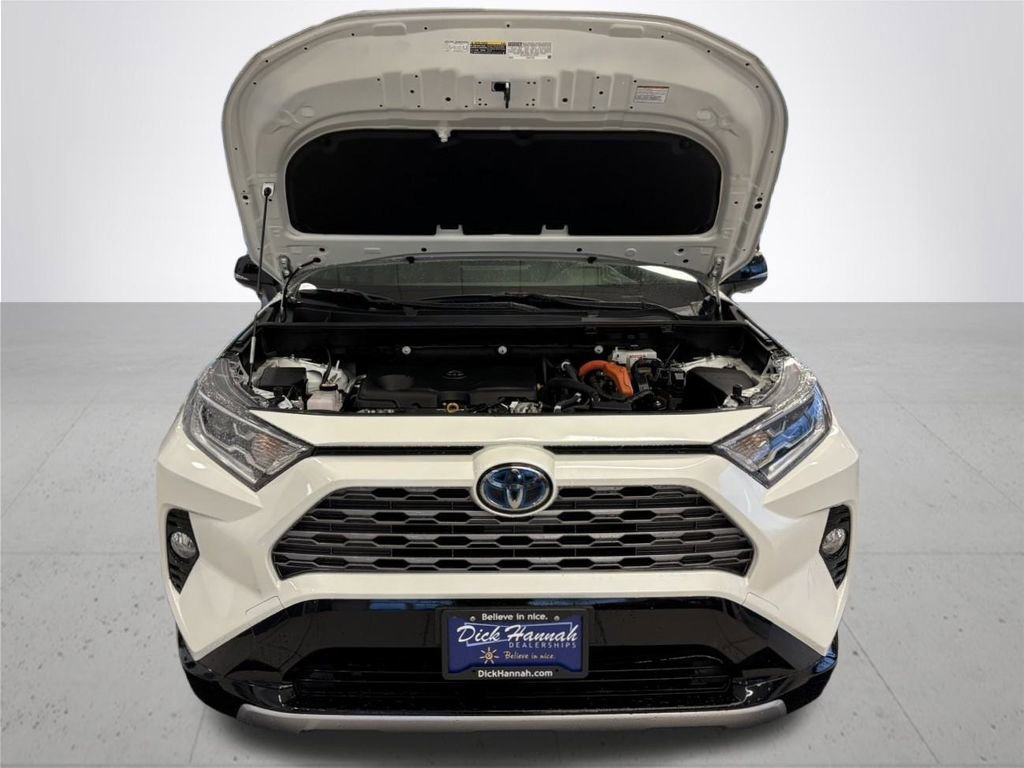 Used 2021 Toyota RAV4 XSE image 4