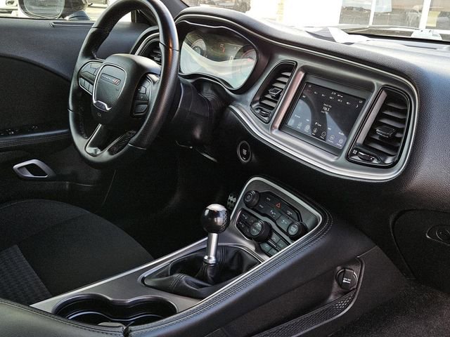 Used 2022 Dodge Challenger R/T w/ Shaker Package image 33