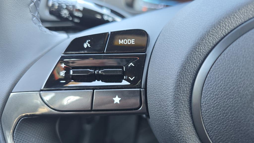 New 2026 Hyundai Elantra Sport FWD image 24