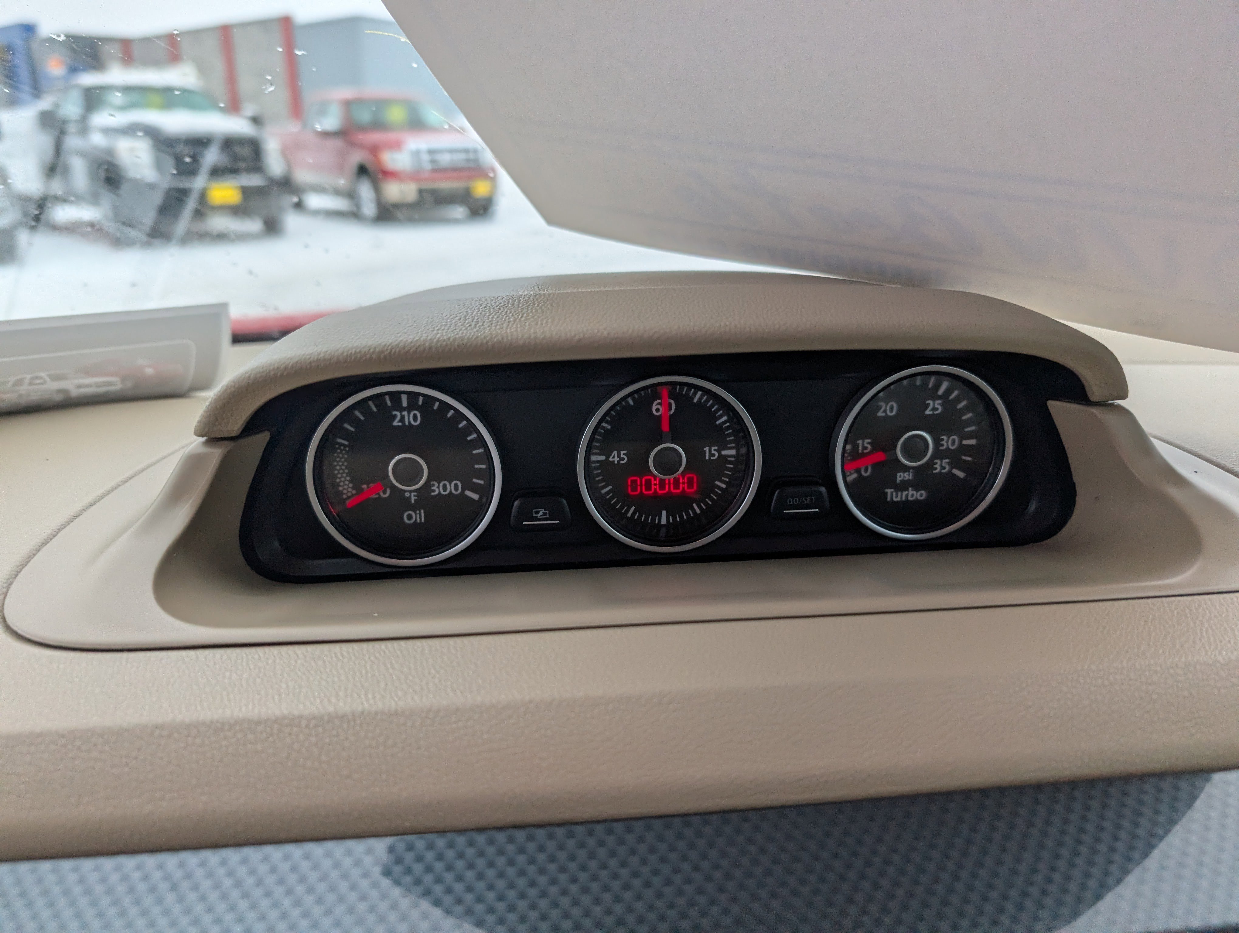 Used 2013 Volkswagen Beetle 2.0T image 18