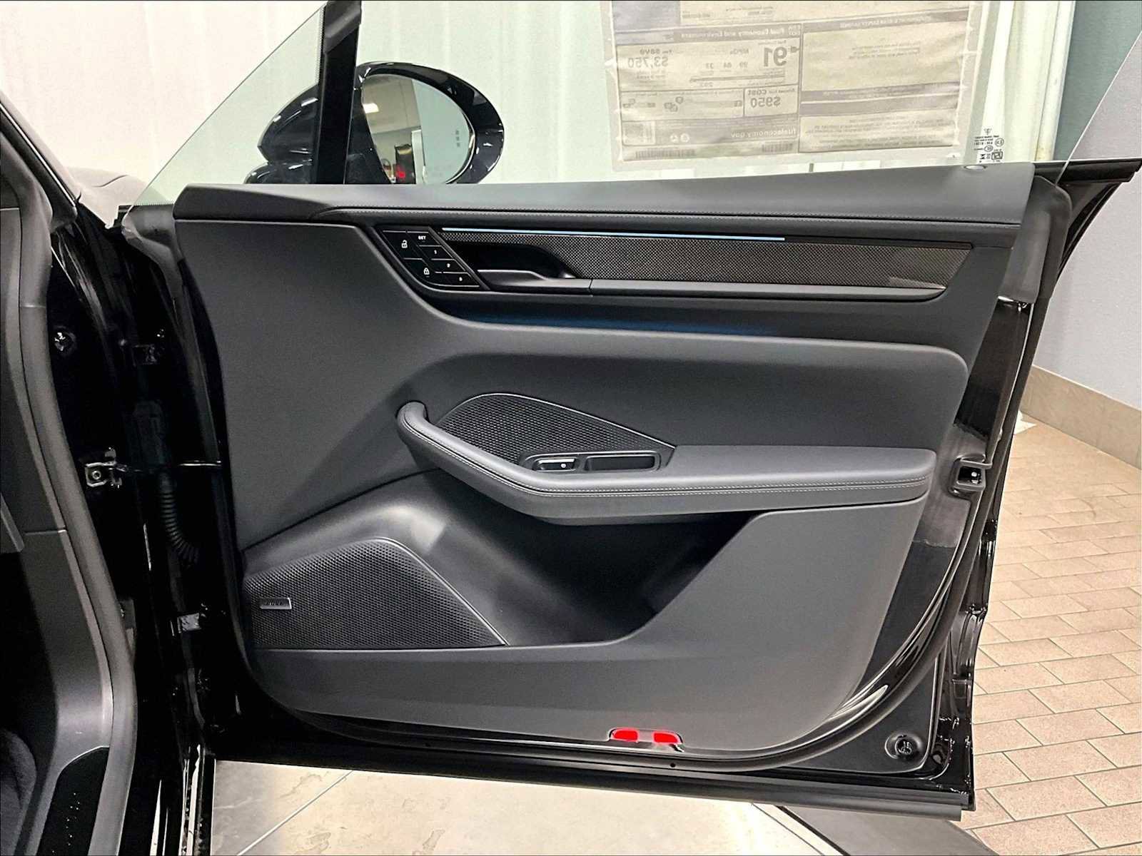 New 2026 Porsche Macan Turbo Electric image 28