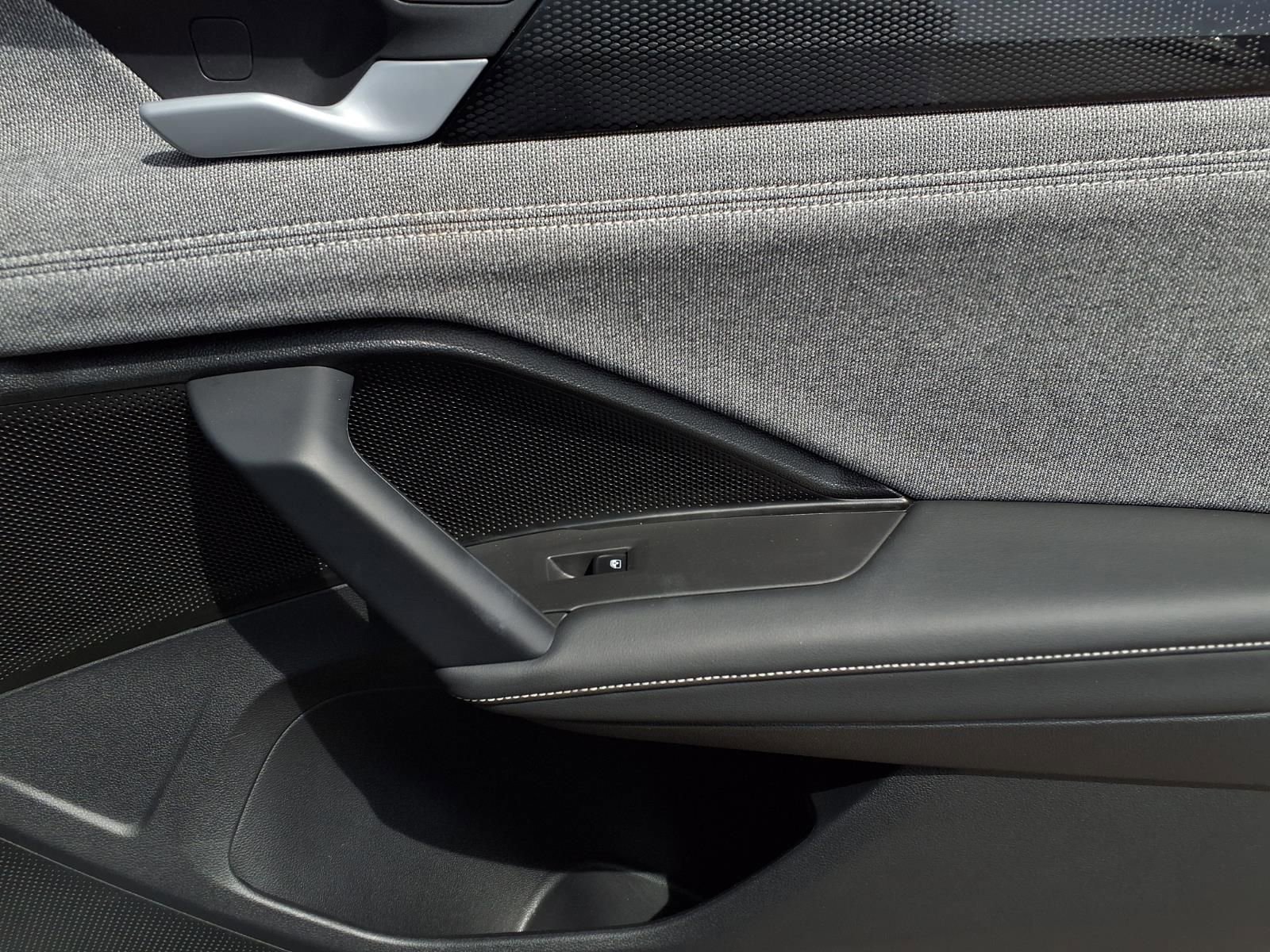 Used 2025 Volkswagen Tiguan S image 26