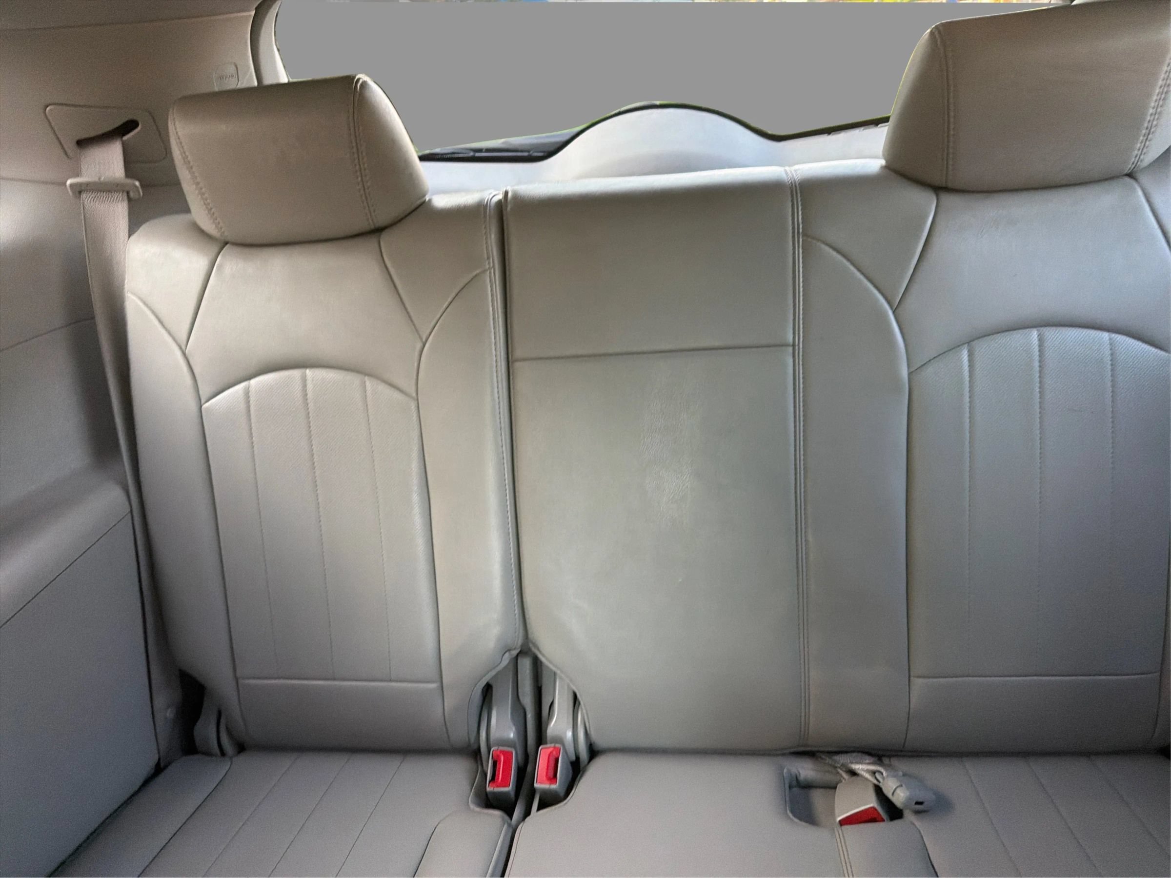 Used 2009 Buick Enclave CXL w/ Entertainment Package #4 AWD/4WD image 32