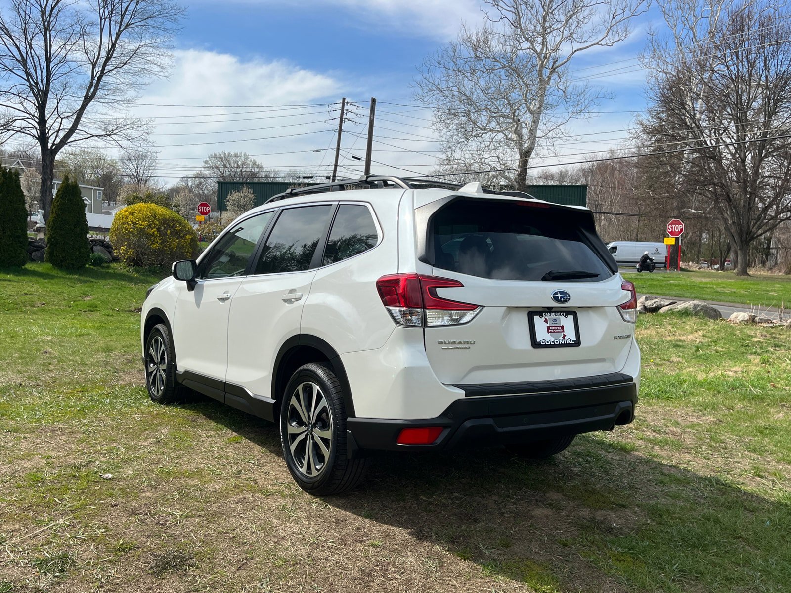 Certified 2023 Subaru Forester Limited AWD/4WD image 3