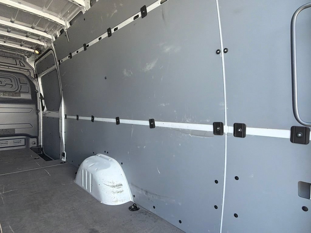 Used 2025 Mercedes-Benz Sprinter 2500 image 14