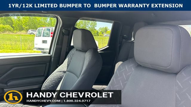 Used 2025 Toyota Tacoma SR5 AWD/4WD image 19