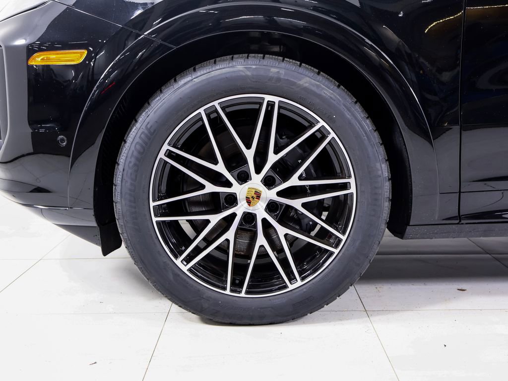 New 2026 Porsche Cayenne image 26