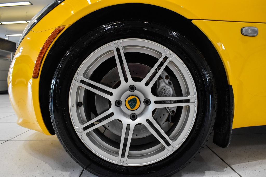Used 2005 Lotus Elise RWD image 9