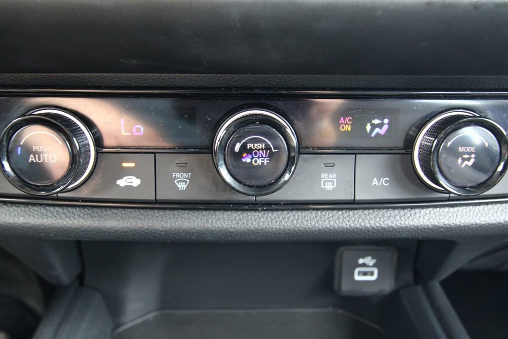 Used 2023 Honda HR-V LX image 27