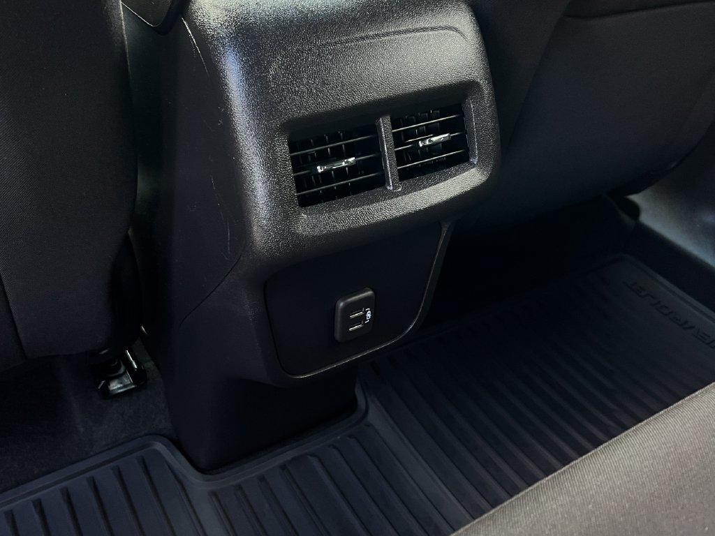 Used 2024 Chevrolet Equinox LS w/ LS Convenience Package FWD image 17