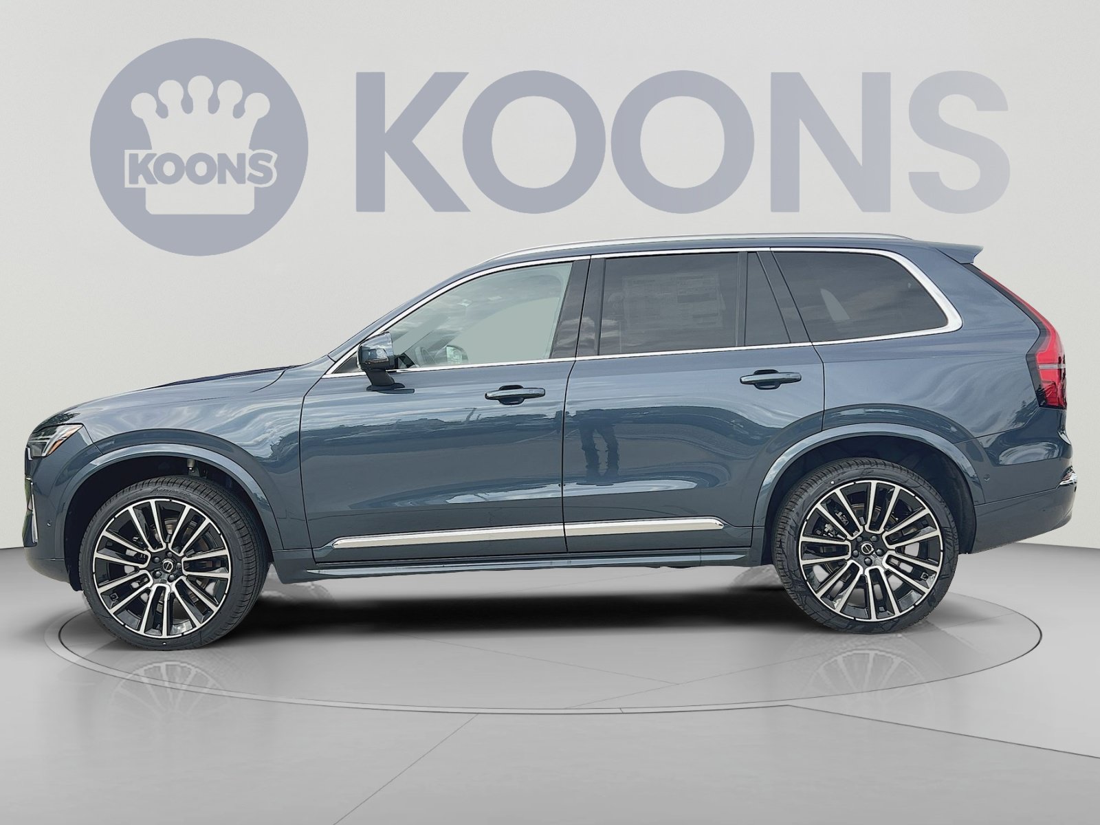 New 2026 Volvo XC90 B6 Plus w/ Protection Package Premier AWD/4WD image 2