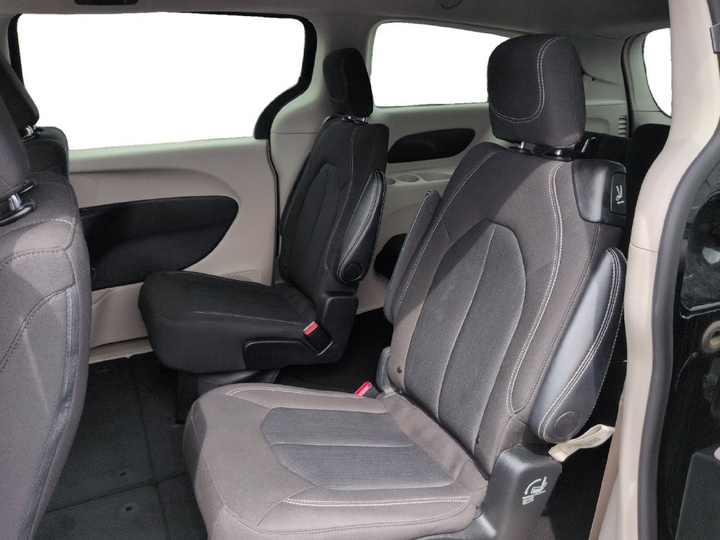 Used 2024 Chrysler Voyager LX FWD image 25