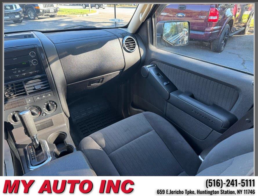 Used 2010 Ford Explorer Sport Trac XLT image 14