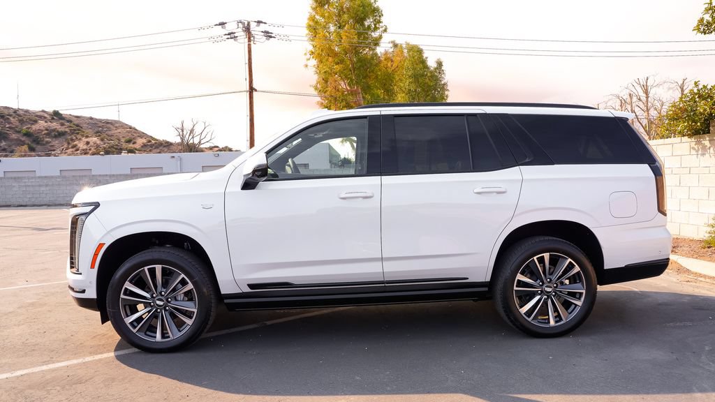 New 2026 Cadillac Escalade Sport AWD/4WD image 8
