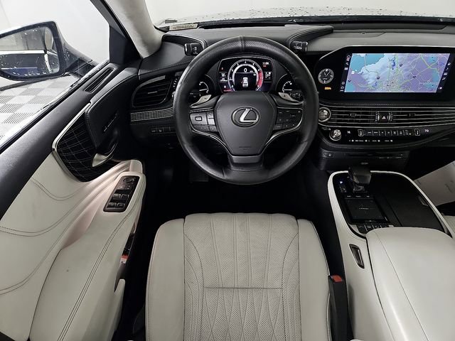 Used 2021 Lexus LS 500 AWD image 14