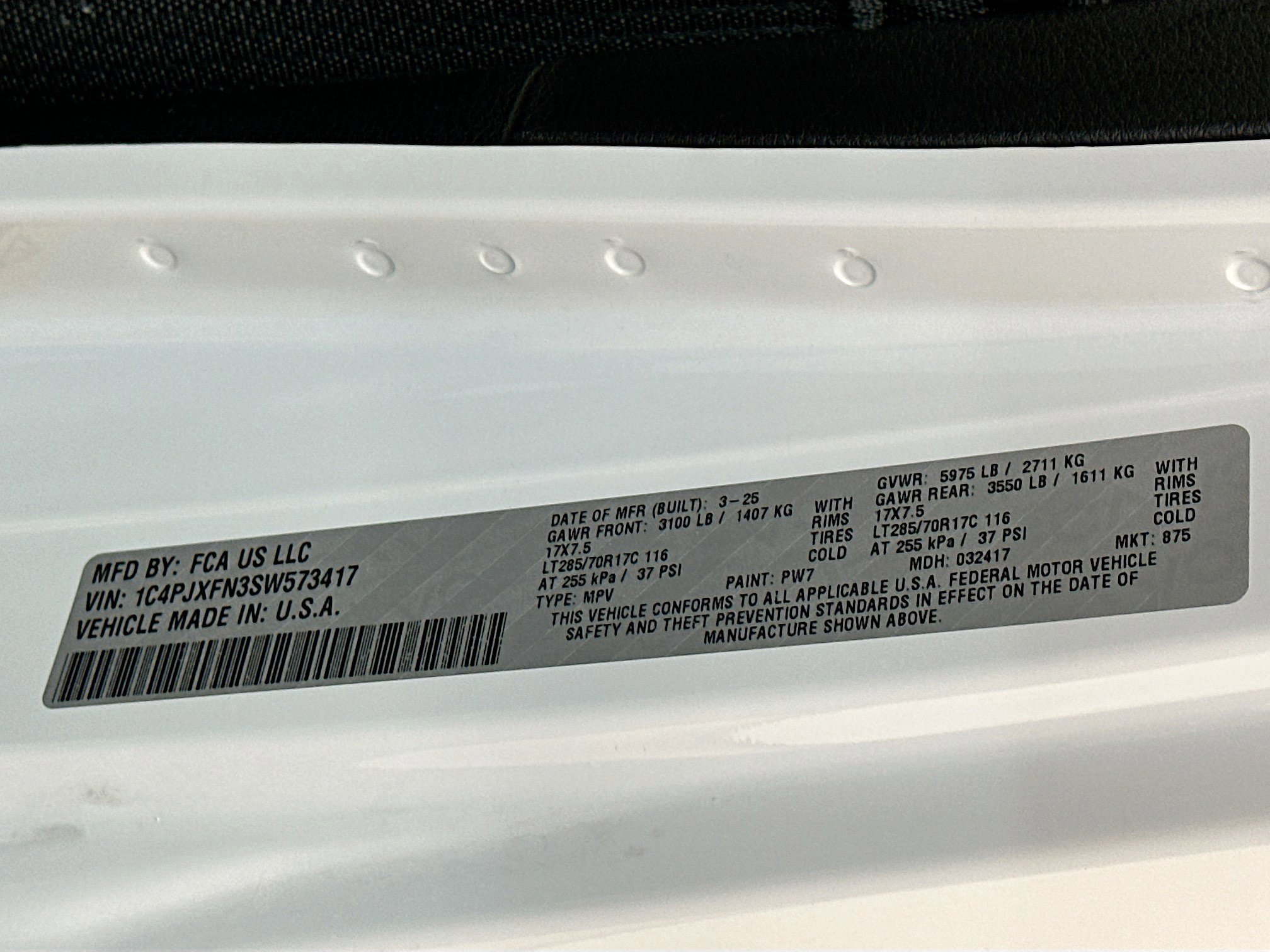 Used 2025 Jeep Wrangler Unlimited Rubicon image 12