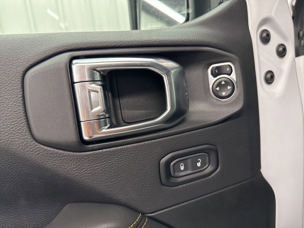 New 2025 Jeep Wrangler Sahara image 25