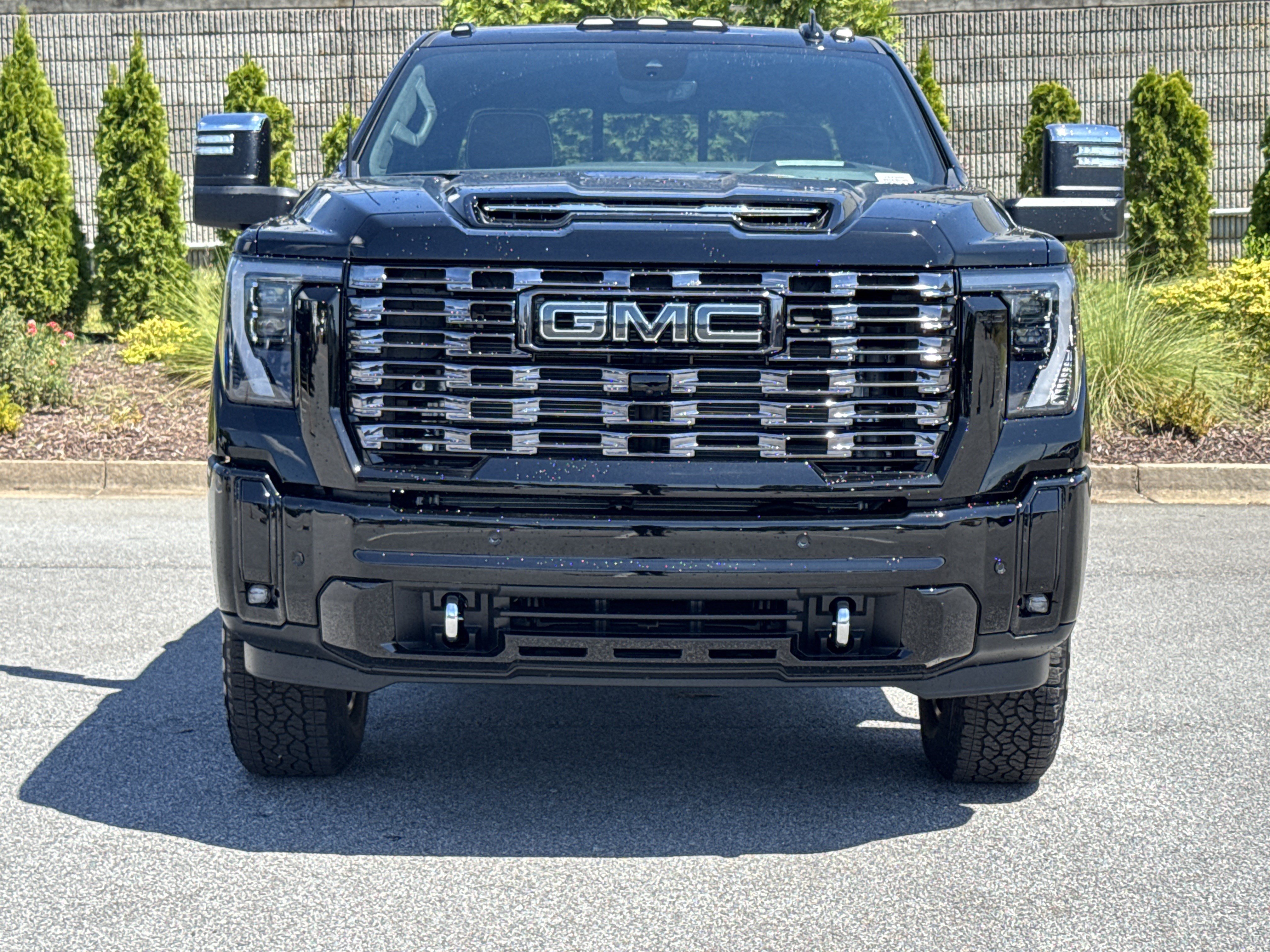 New 2026 GMC Sierra 2500 Denali Ultimate AWD/4WD image 3