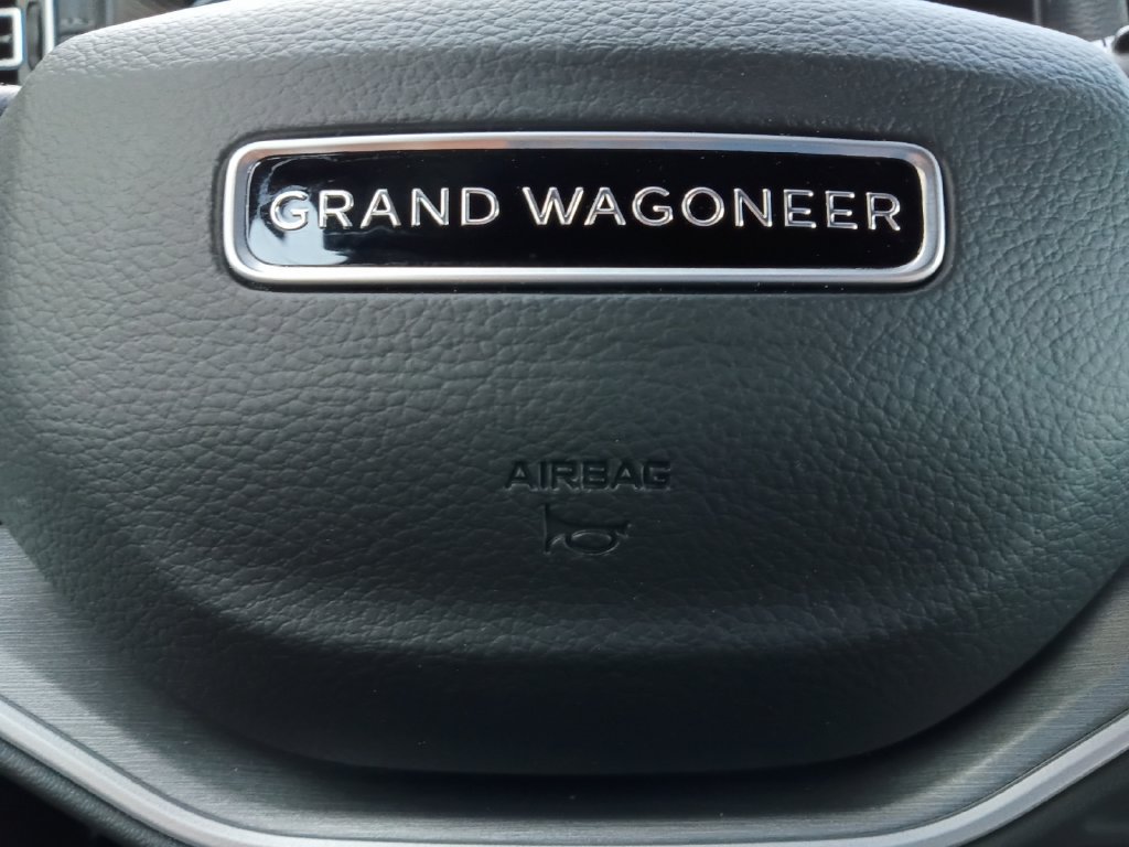 New 2026 Jeep Grand Wagoneer L Limited AWD/4WD image 5