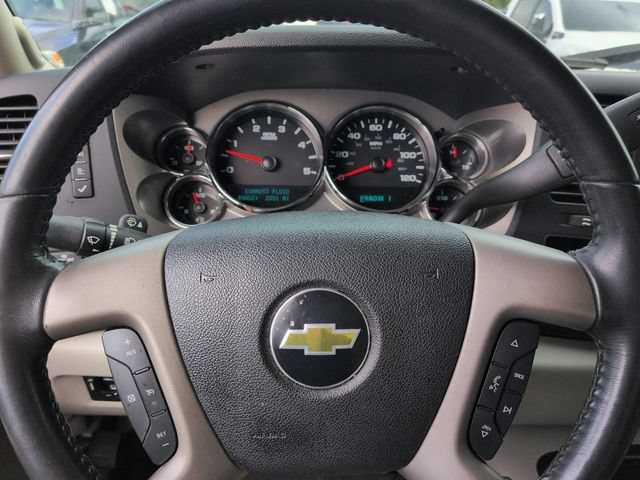 Used 2011 Chevrolet Silverado 2500 LT w/ Interior Plus Package RWD image 26