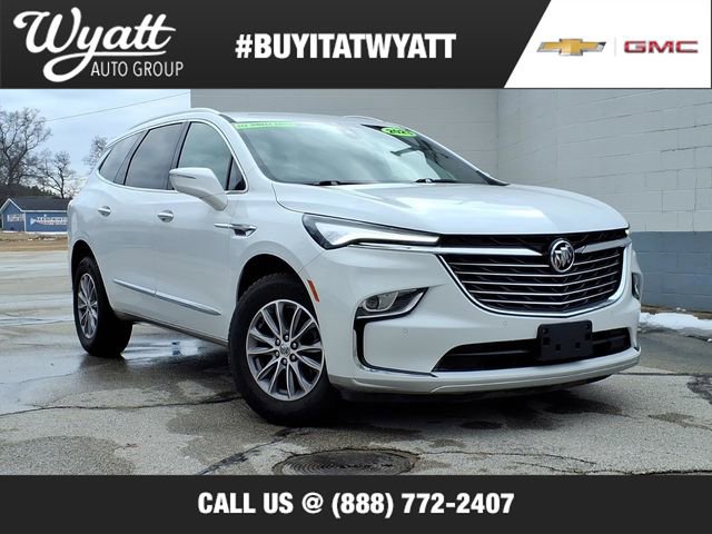 Used 2023 Buick Enclave Essence image 1