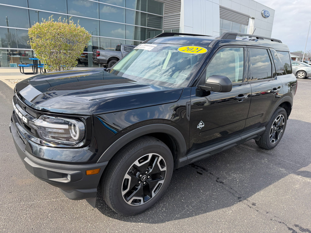Used 2021 Ford Bronco Sport Outer Banks image 2