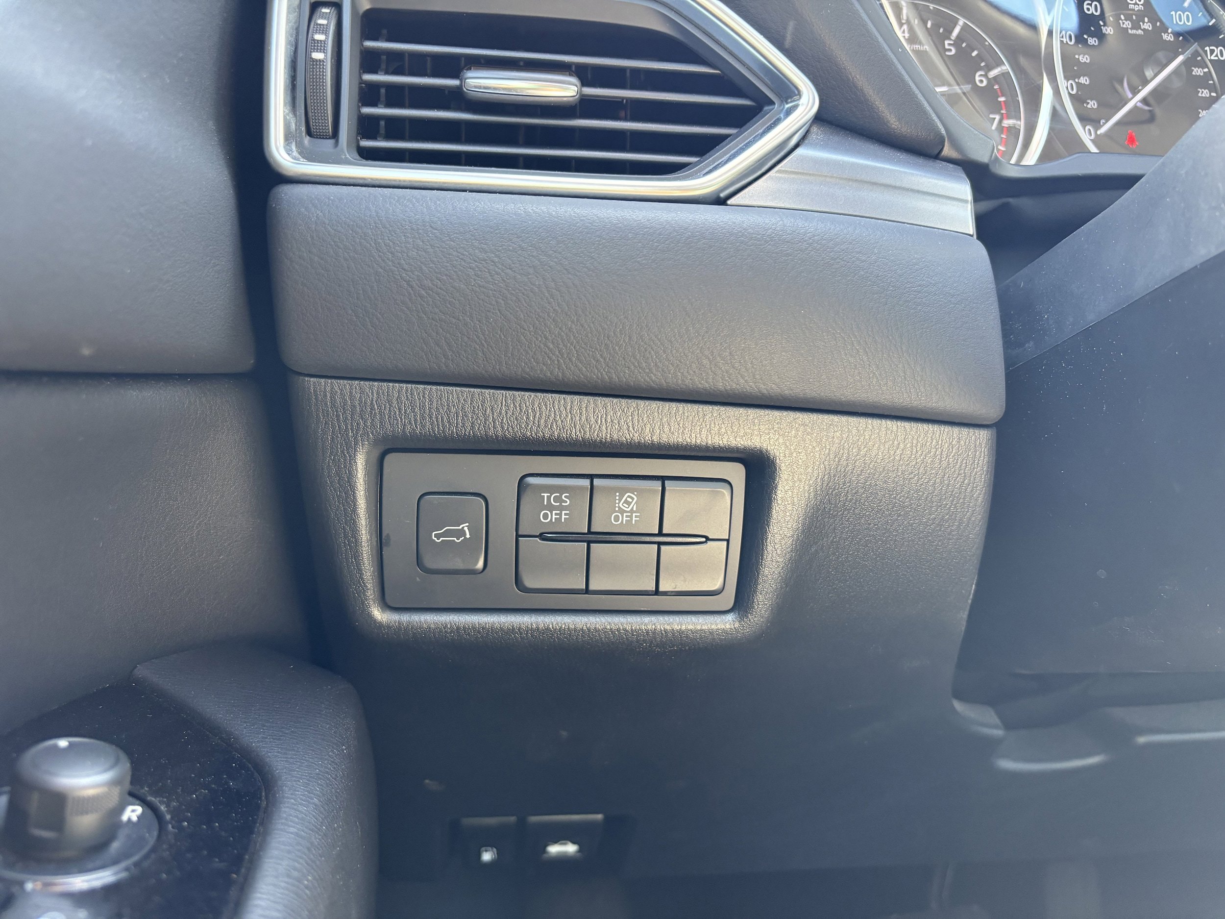 Used 2019 MAZDA CX-5 Touring image 11