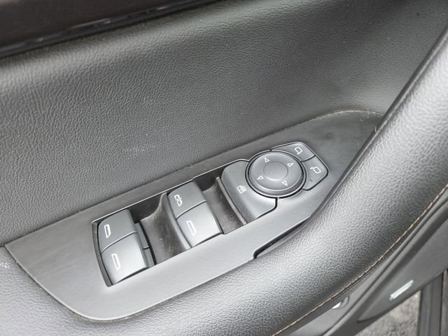 Used 2019 Chevrolet Blazer Premier w/ Sun and Wheels Package image 12