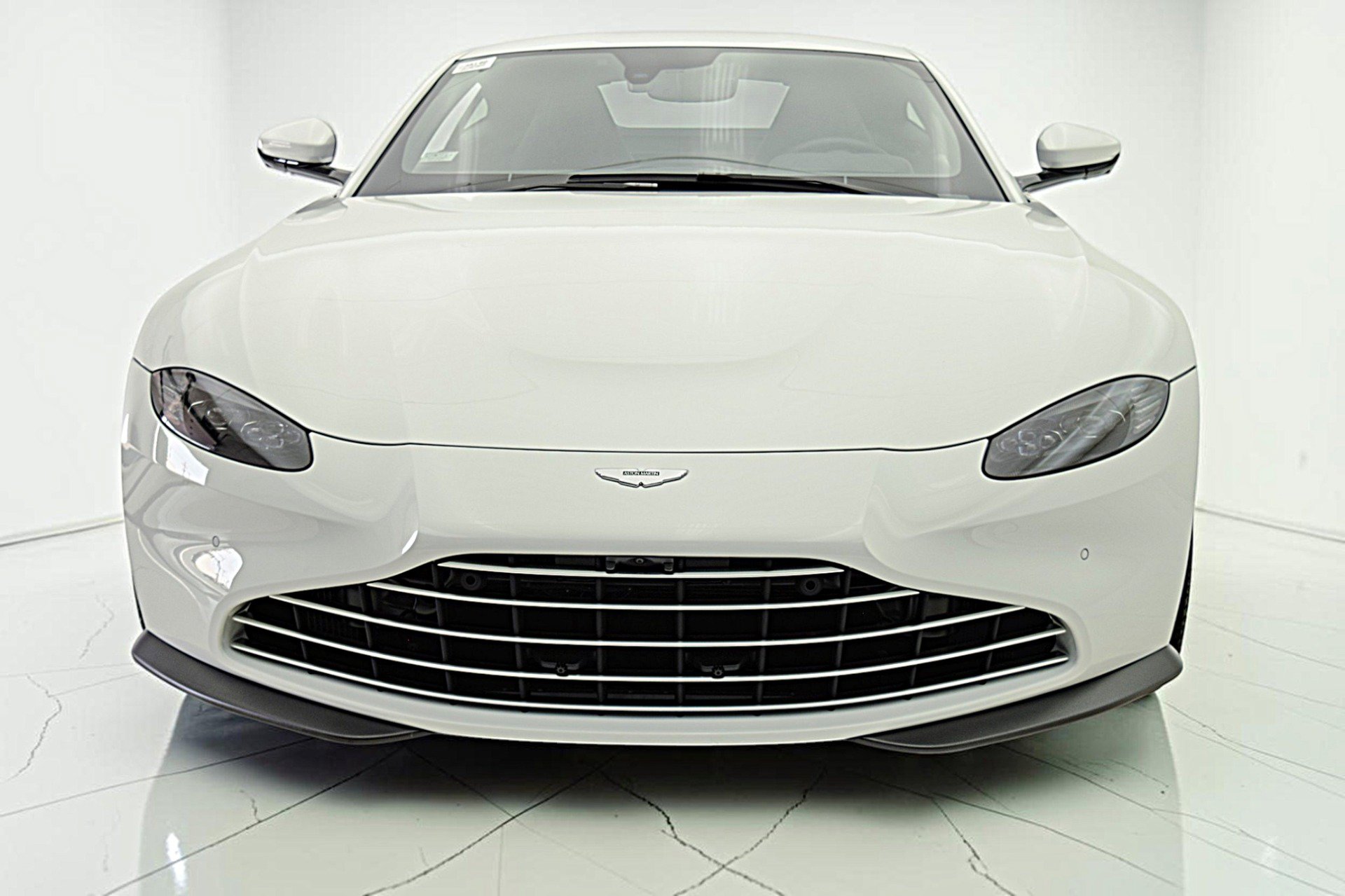 Used 2023 Aston Martin V8 Vantage Roadster RWD image 15
