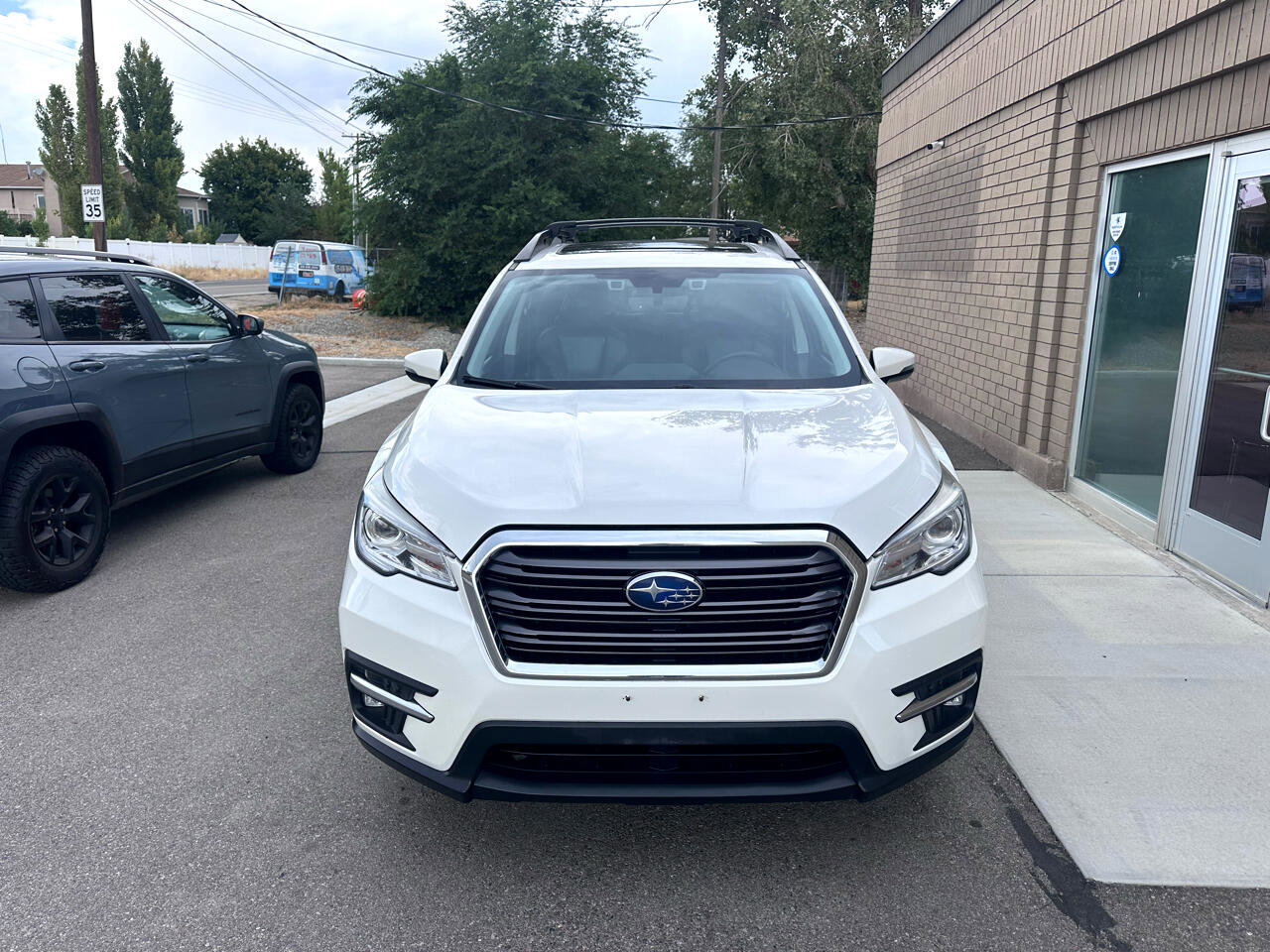 Used 2019 Subaru Ascent Limited w/ Popular Package #3 image 2