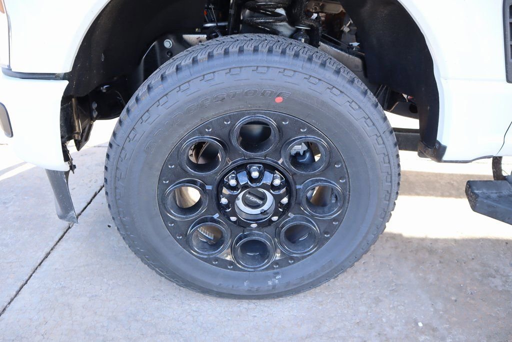 New 2026 Ford F250 Lariat w/ Black Appearance Package image 20