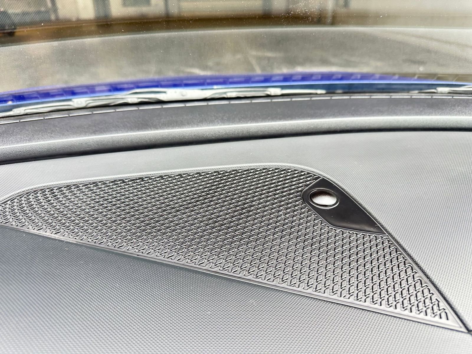 Used 2025 Hyundai Elantra SEL image 18