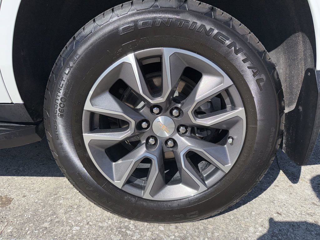 Used 2023 Chevrolet Tahoe LS image 40