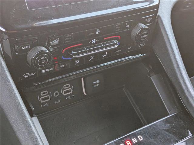 Used 2023 Jeep Grand Cherokee Altitude image 14