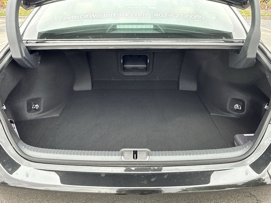 Used 2025 Lexus ES 350 w/ Premium Package image 13