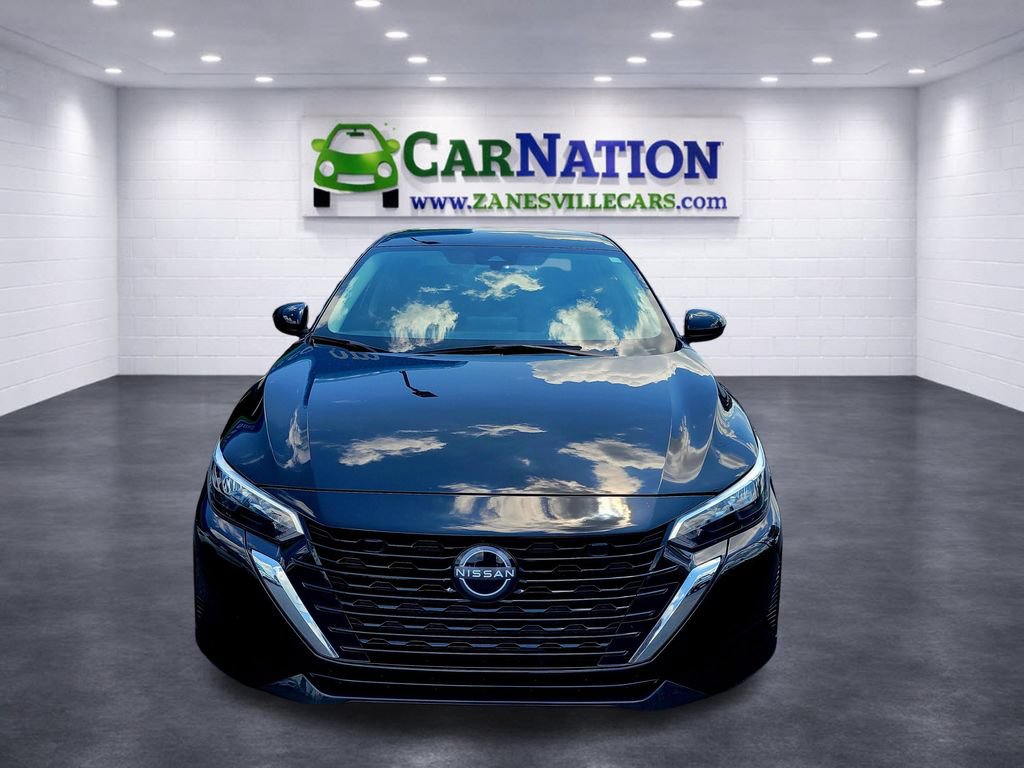 Used 2024 Nissan Sentra SV FWD image 2