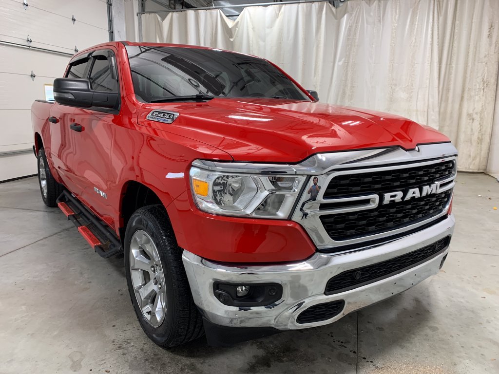 Used 2023 RAM 1500 Big Horn AWD/4WD image 2