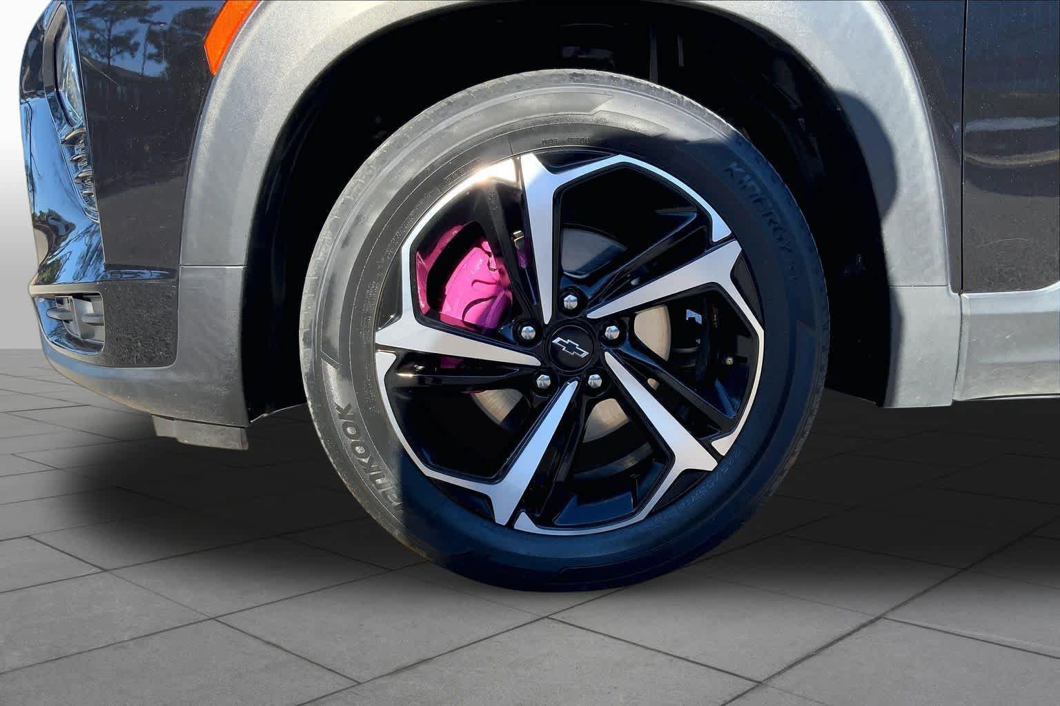 Used 2022 Chevrolet TrailBlazer RS FWD image 11