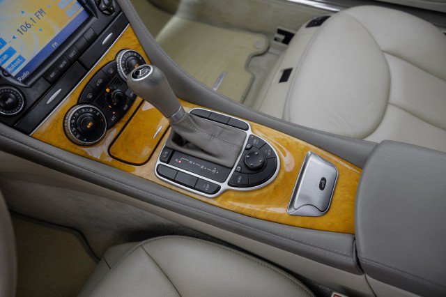 Used 2008 Mercedes-Benz SL 550 image 19