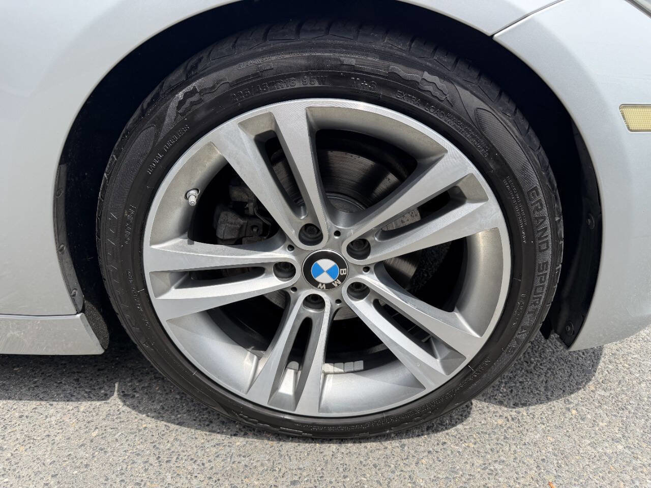 Used 2015 BMW 328i Sedan RWD image 13