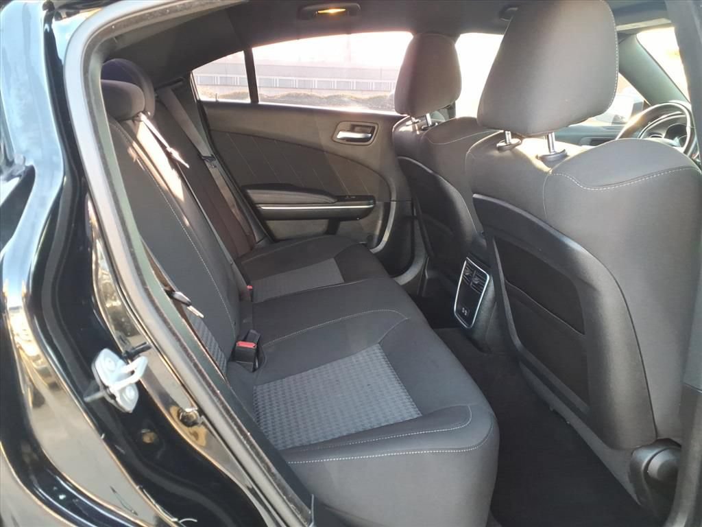 Used 2022 Dodge Charger Scat Pack w/ Dynamics Package RWD image 15