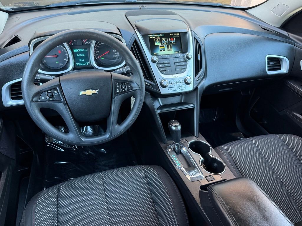 Used 2017 Chevrolet Equinox LS image 21